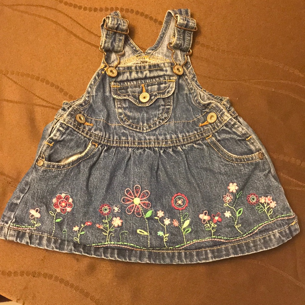 Overall dress